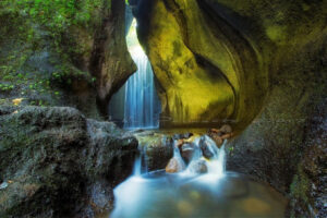 waterfall-tour-4